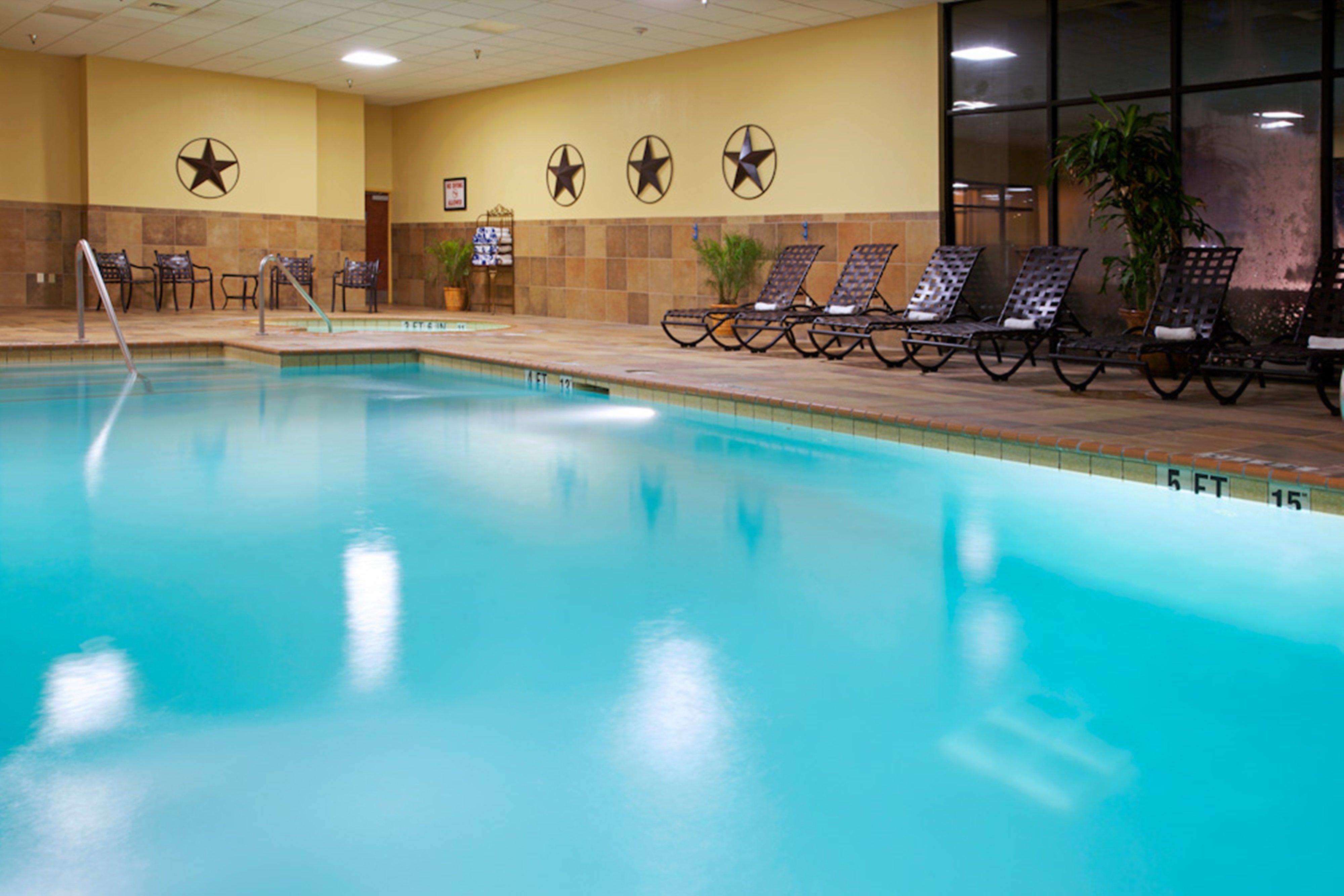 Holiday Inn Hotel And Suites Beaumont-Plaza I-10 & Walden By Ihg Exterior photo