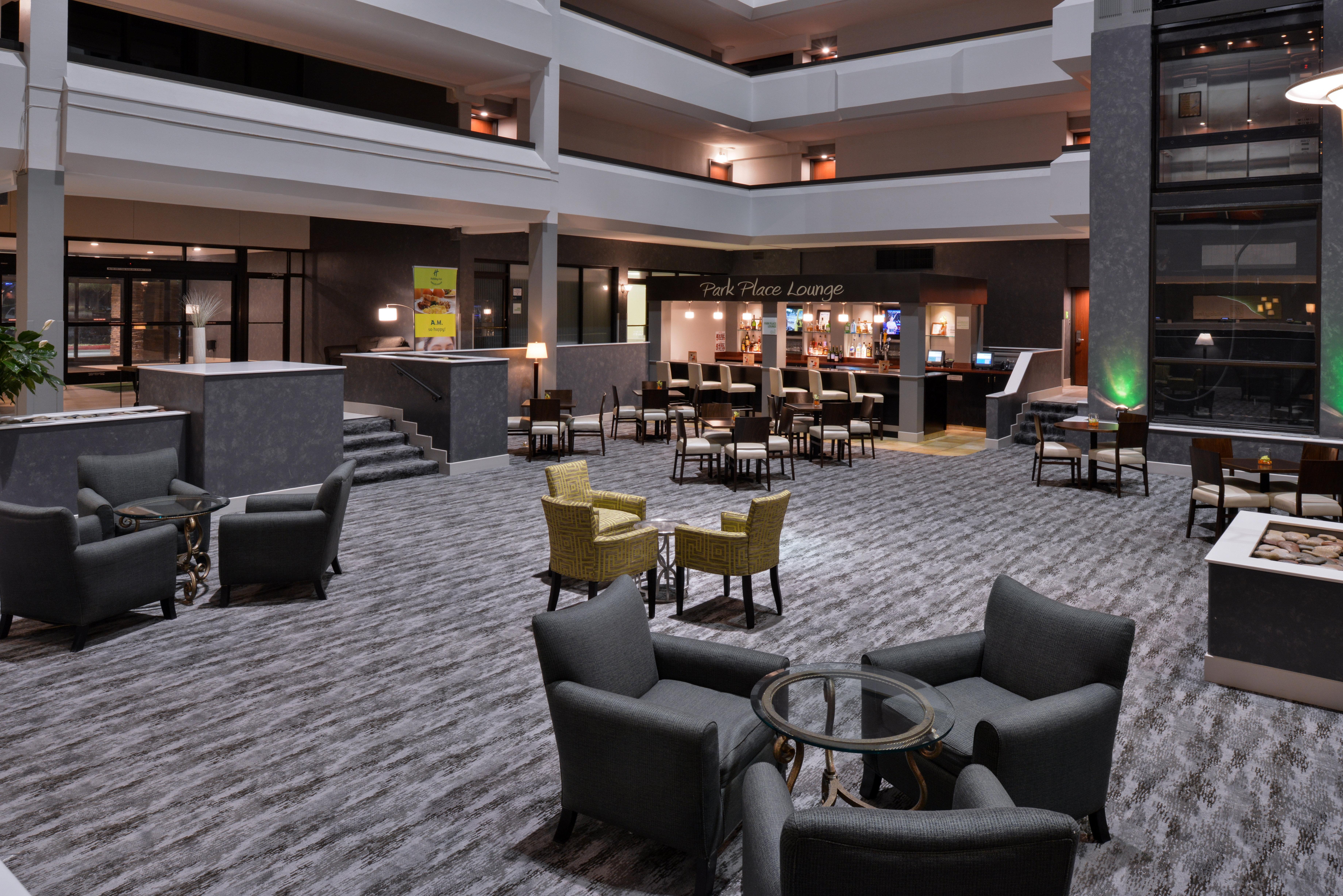 Holiday Inn Hotel And Suites Beaumont-Plaza I-10 & Walden By Ihg Exterior photo