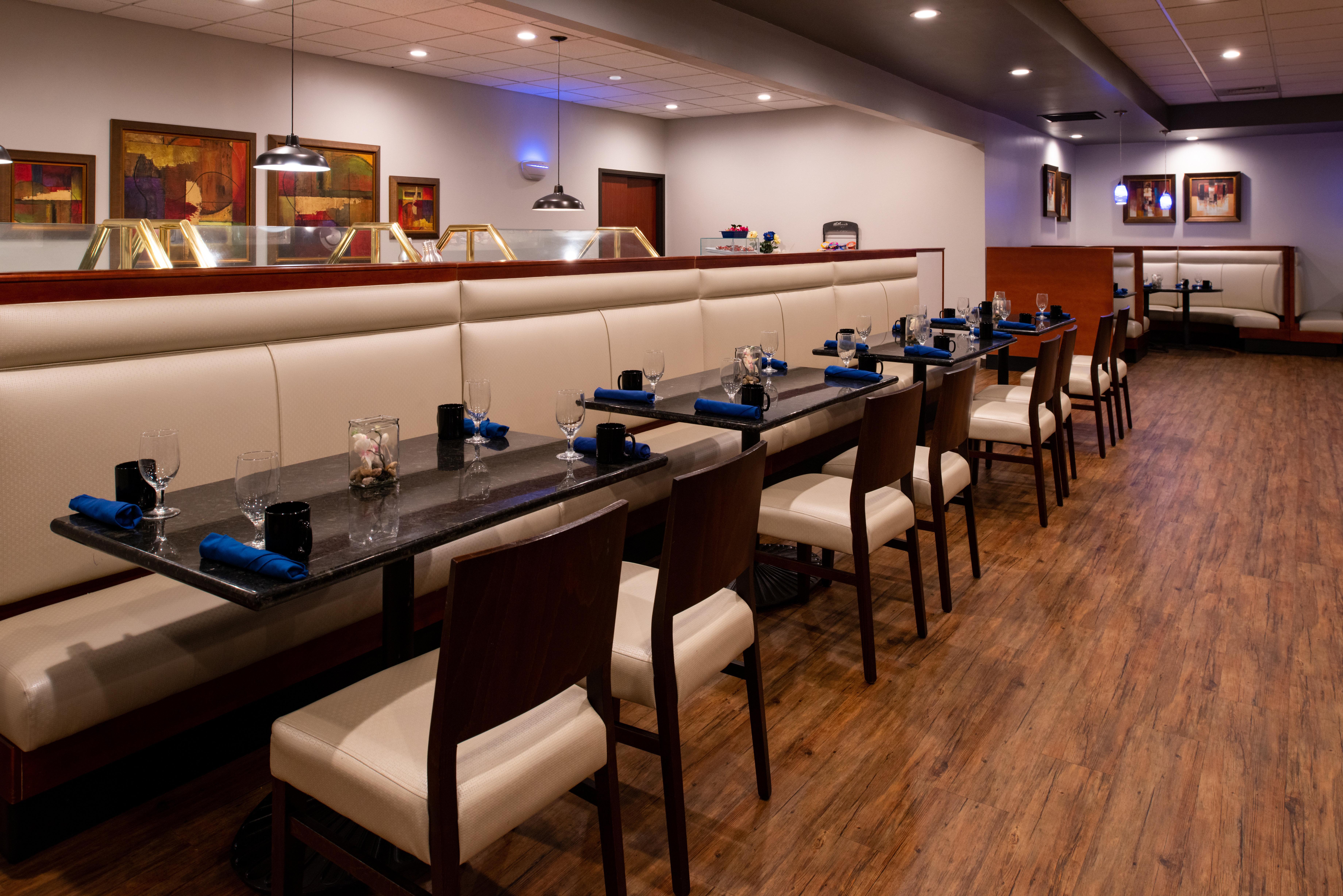 Holiday Inn Hotel And Suites Beaumont-Plaza I-10 & Walden By Ihg Exterior photo