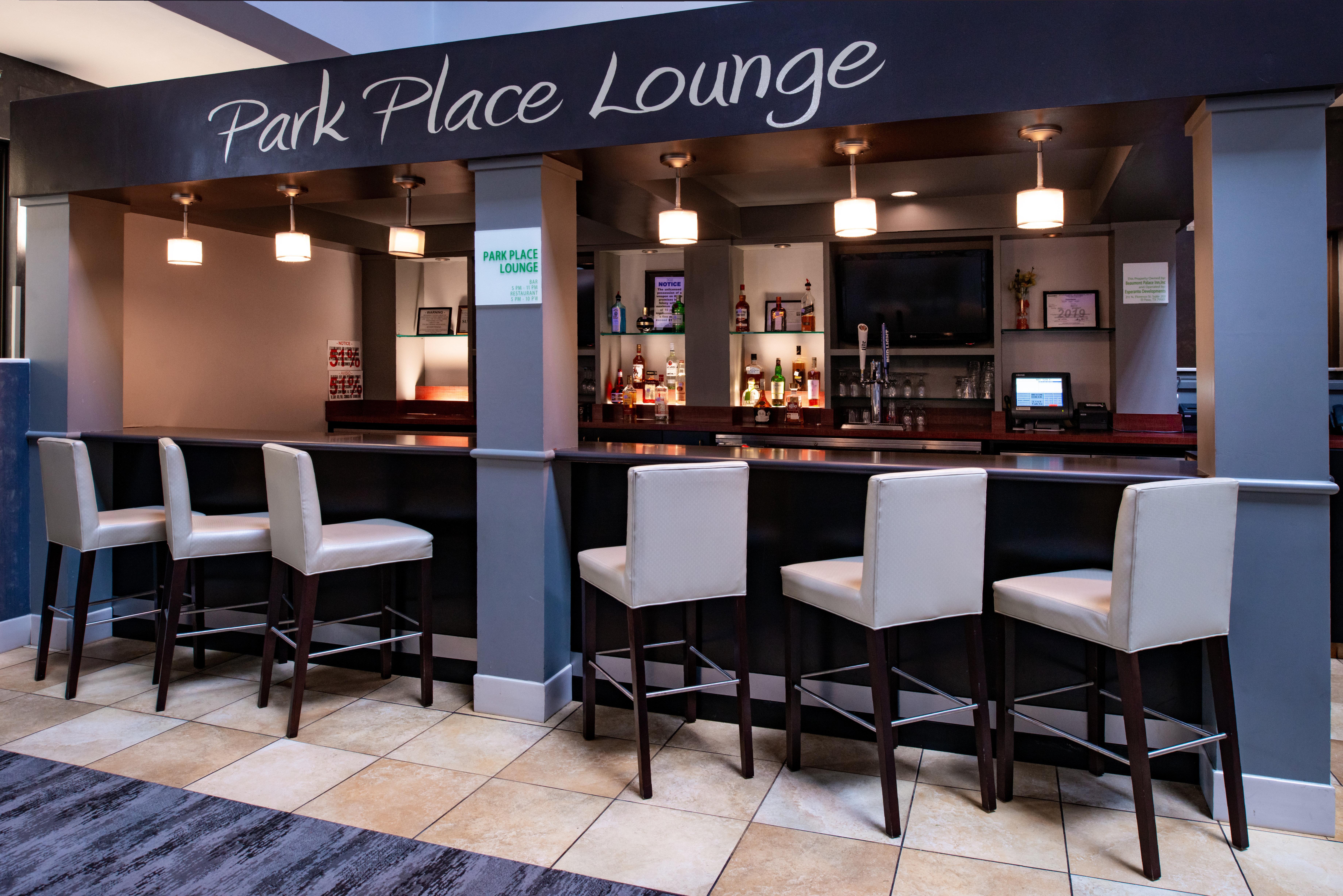 Holiday Inn Hotel And Suites Beaumont-Plaza I-10 & Walden By Ihg Exterior photo