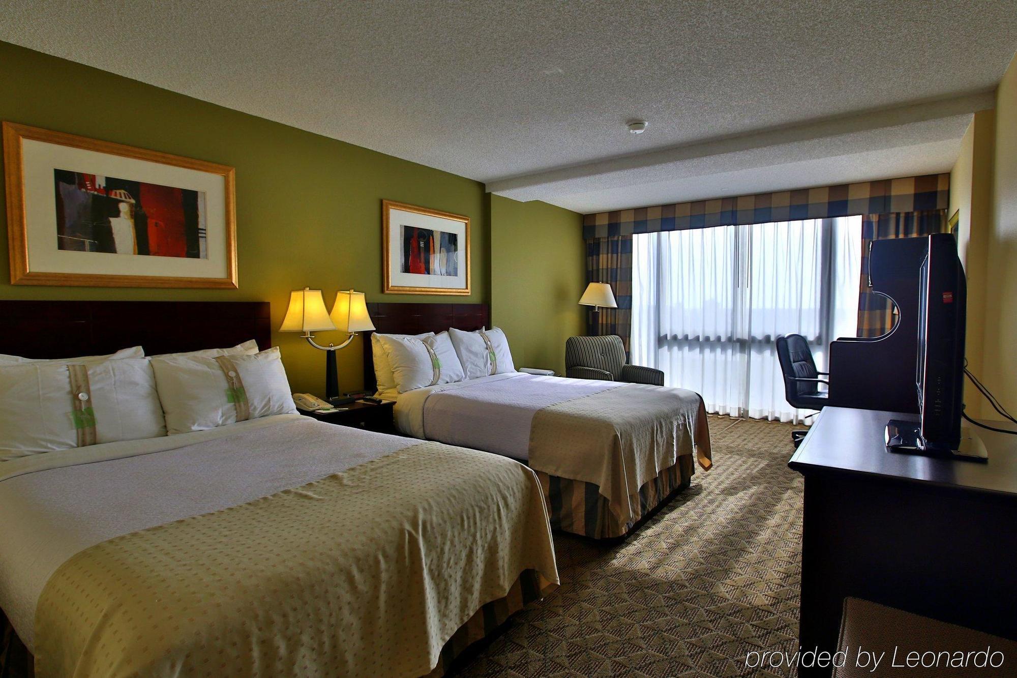 Holiday Inn Hotel And Suites Beaumont-Plaza I-10 & Walden By Ihg Exterior photo