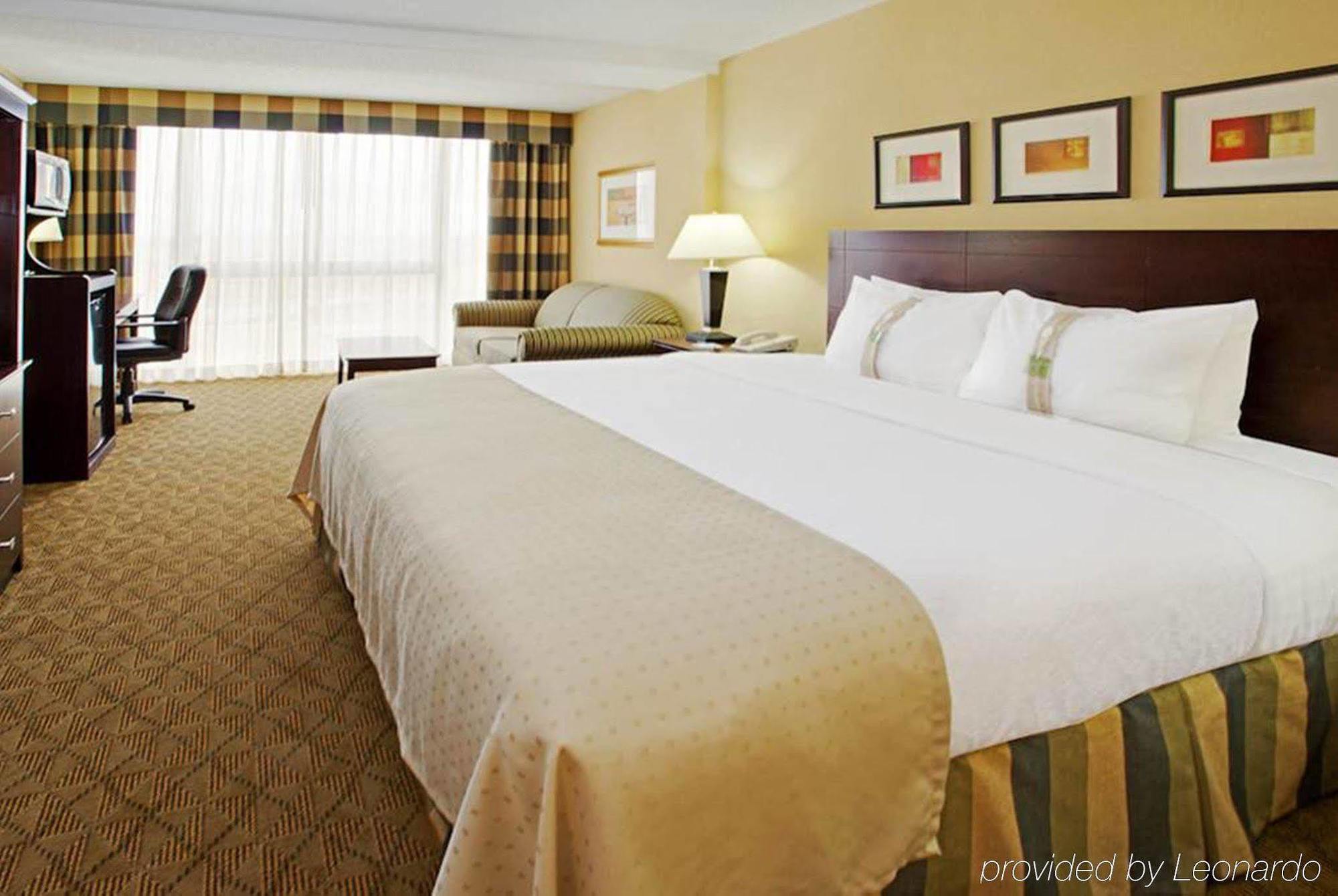 Holiday Inn Hotel And Suites Beaumont-Plaza I-10 & Walden By Ihg Exterior photo